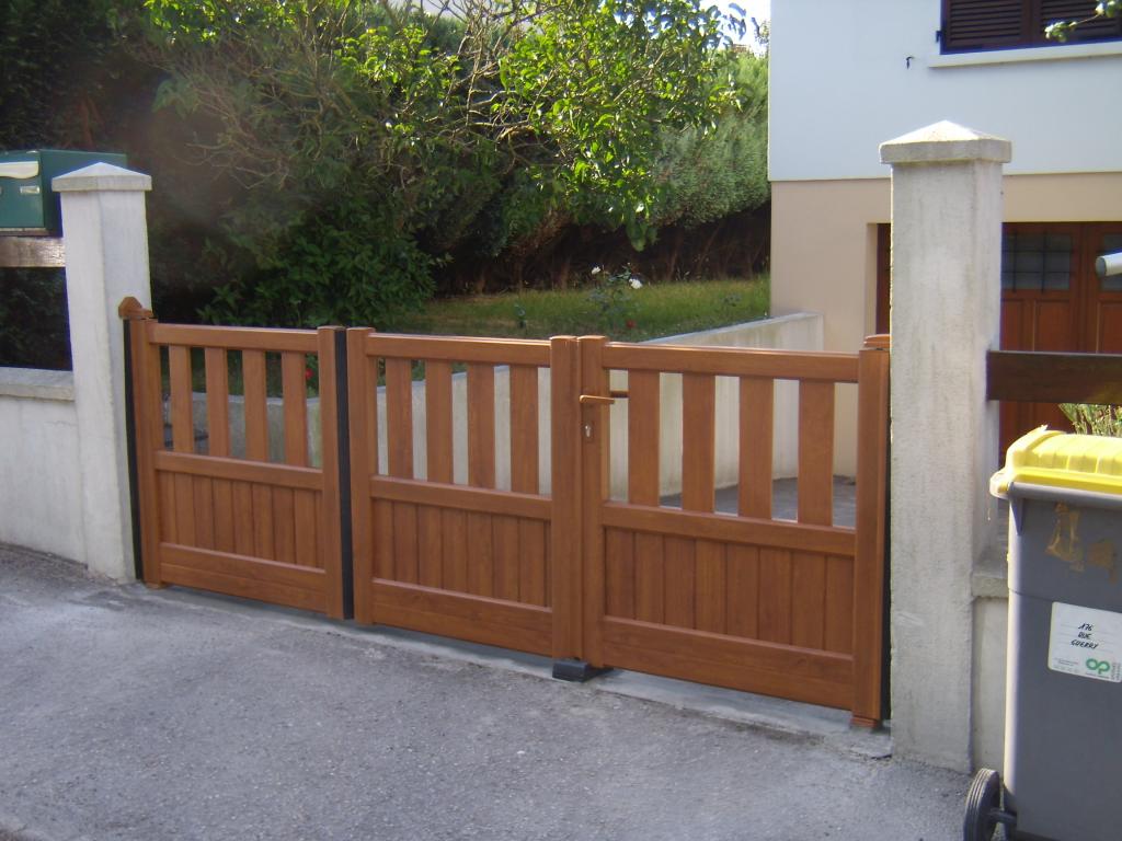 Portail PVC Plax� Ch�ne